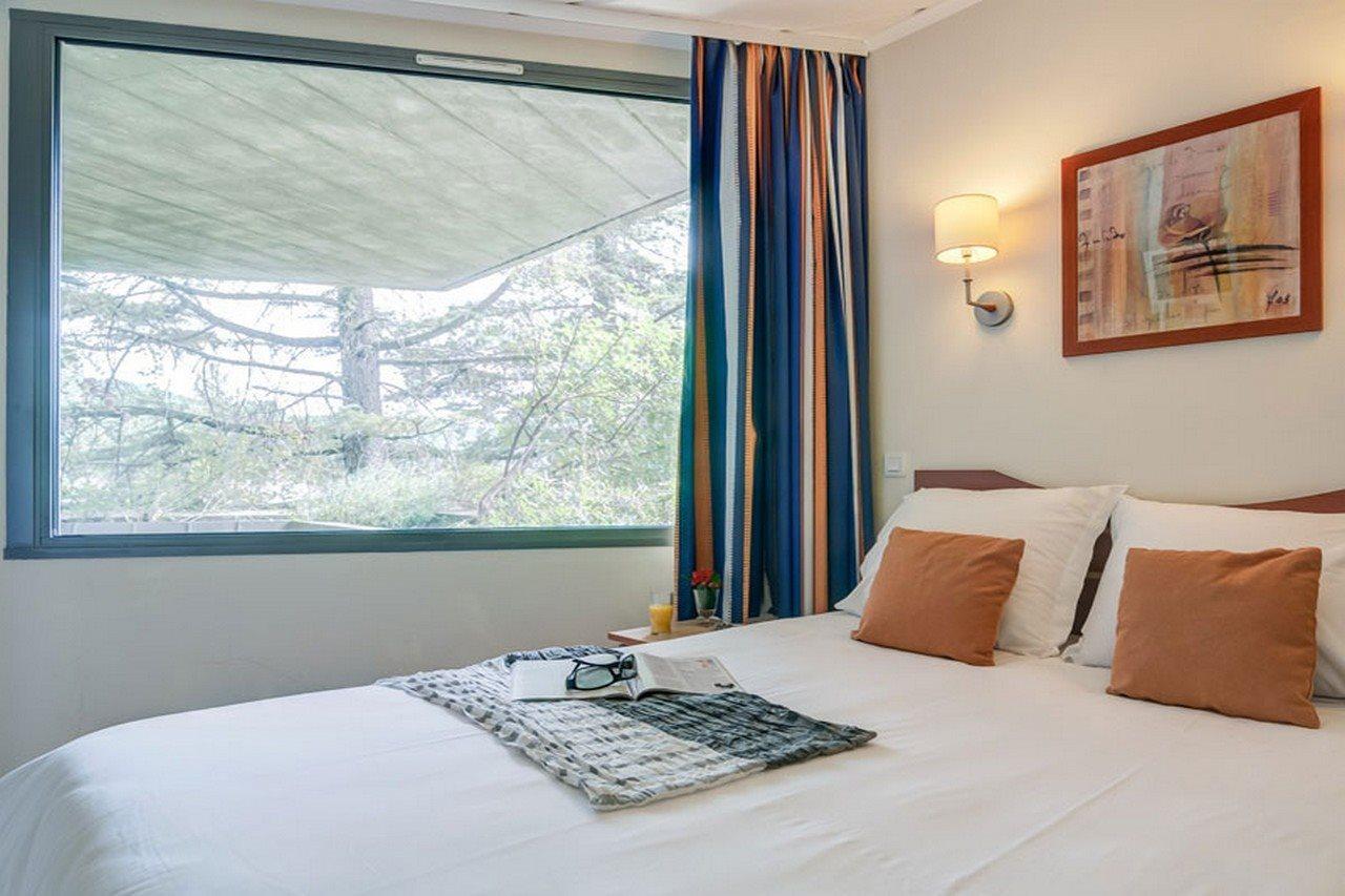 Sowell Hotels Ardeche Grospierres Exterior foto